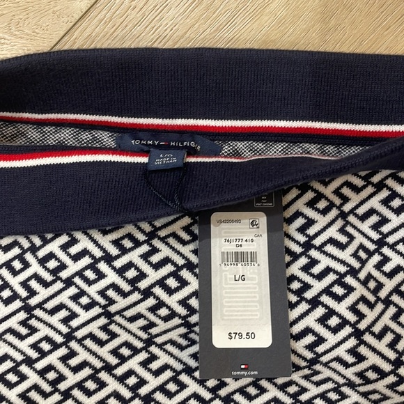 Tommy Hilfiger logo white/blue skirt, size L - Picture 2 of 3